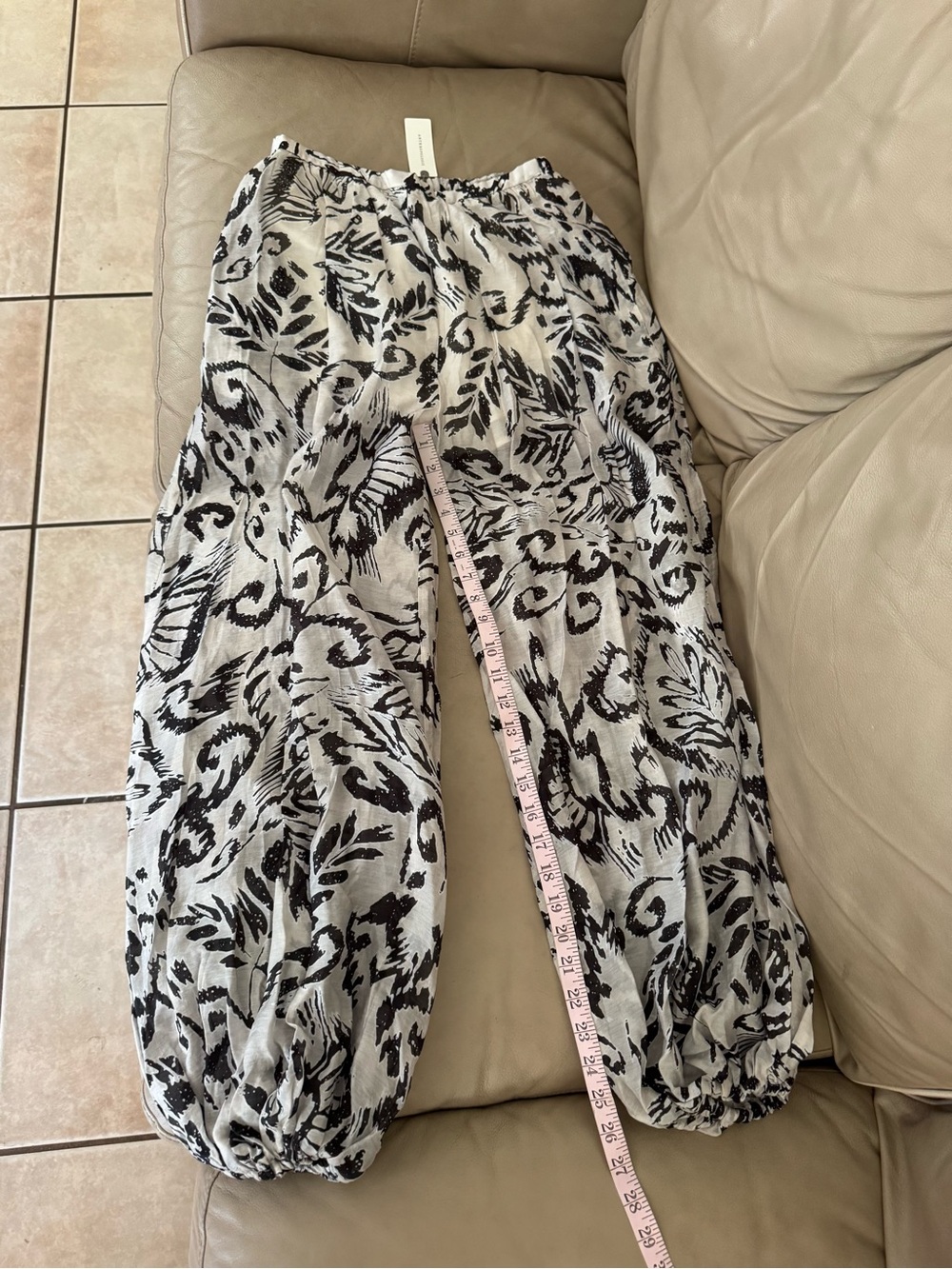 Anthropologie Maude Club Talia Balloon Wide-Leg Pants. Size S. MSRP $115 - Picture 9 of 17